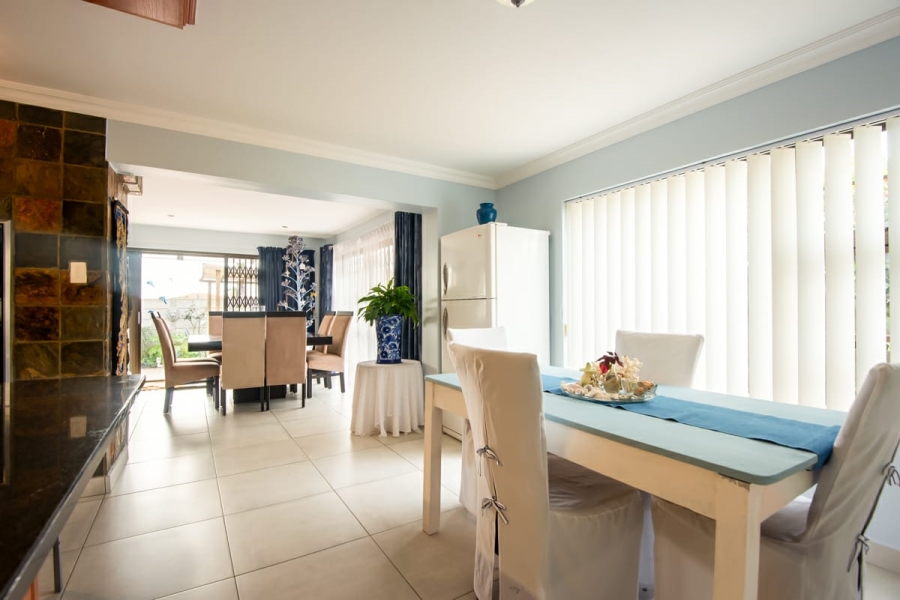 3 Bedroom Property for Sale in Reebok Western Cape